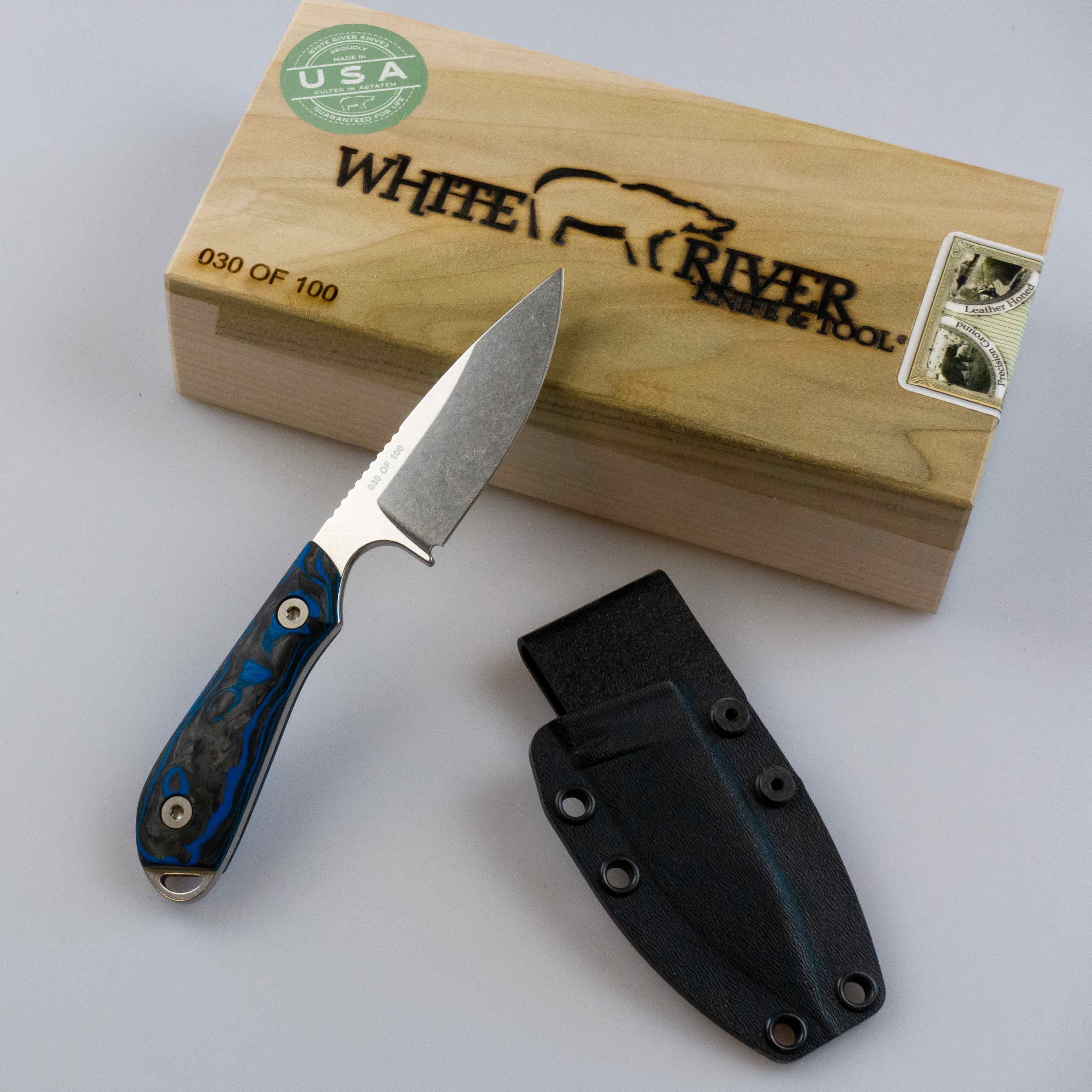 White River M1 - Limited Edition 2023 - Marbled CF/ Blue G10