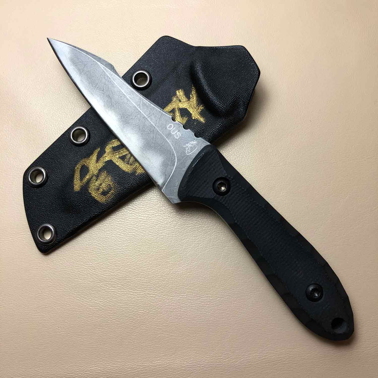 Kawa Garasu - Kiku Knives