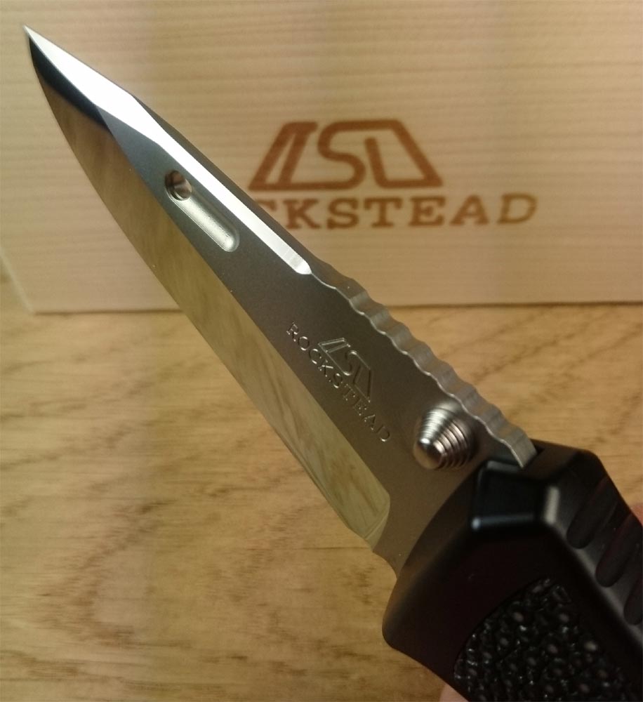 Rockstead TEI mit Klinge aus ZDP Stahl